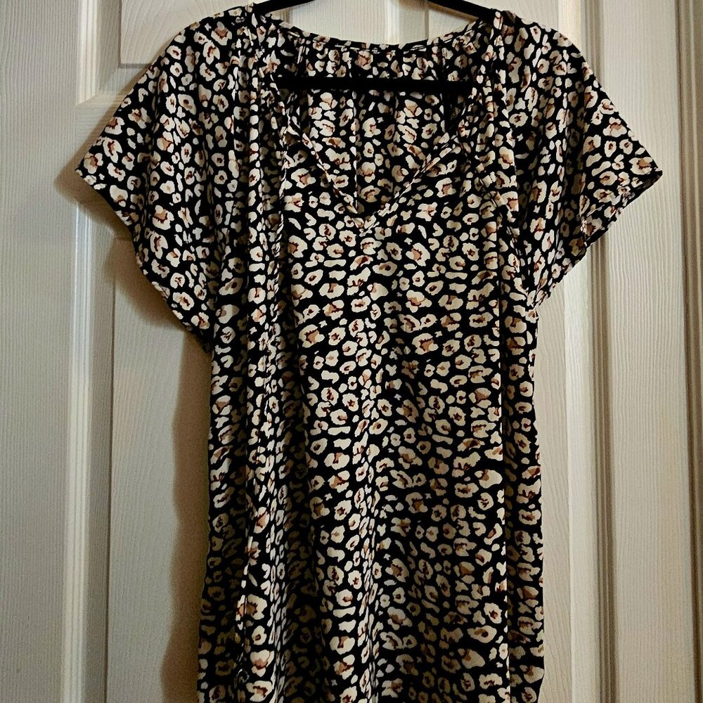 Lightweight smock style blouse